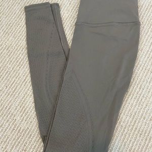 Lululemon Green Mesh Leggings Size 8